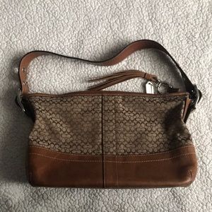 Coach mini sig kakai/Carmel shoulder hobo bag